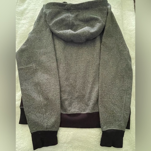 Men’s Lululemon zip up hoodie mint condition size XL - Picture 3 of 9